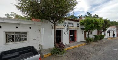Derivados de Madera y Herrajes de Colima